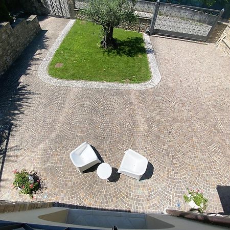 סלה מראזינו Vela Di Soleville Camere Con E Senza Vista Lago Con Ristorante & Pizzeria מראה חיצוני תמונה