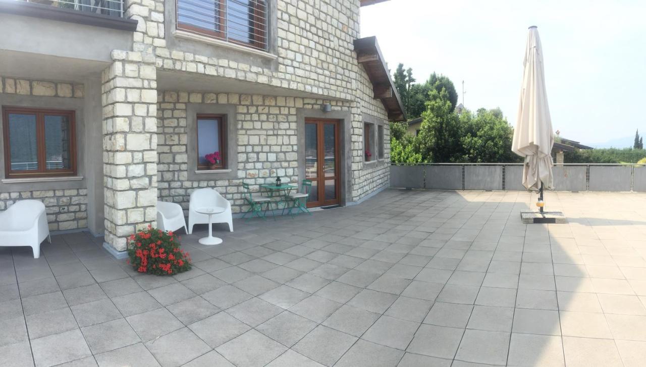 סלה מראזינו Vela Di Soleville Camere Con E Senza Vista Lago Con Ristorante & Pizzeria מראה חיצוני תמונה