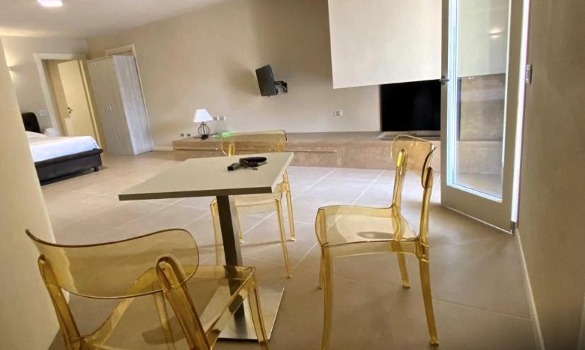 סלה מראזינו Vela Di Soleville Camere Con E Senza Vista Lago Con Ristorante & Pizzeria מראה חיצוני תמונה