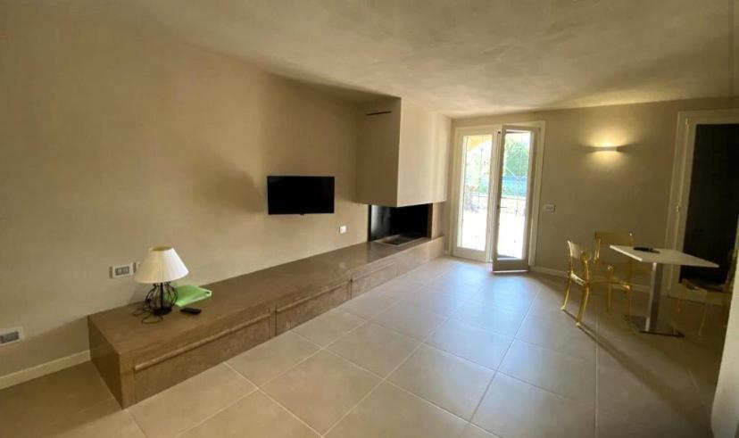 סלה מראזינו Vela Di Soleville Camere Con E Senza Vista Lago Con Ristorante & Pizzeria מראה חיצוני תמונה
