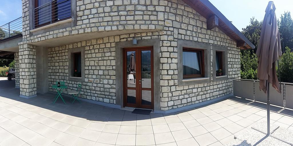 סלה מראזינו Vela Di Soleville Camere Con E Senza Vista Lago Con Ristorante & Pizzeria מראה חיצוני תמונה